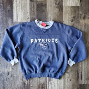 Vintage Patriots Sweatshirt